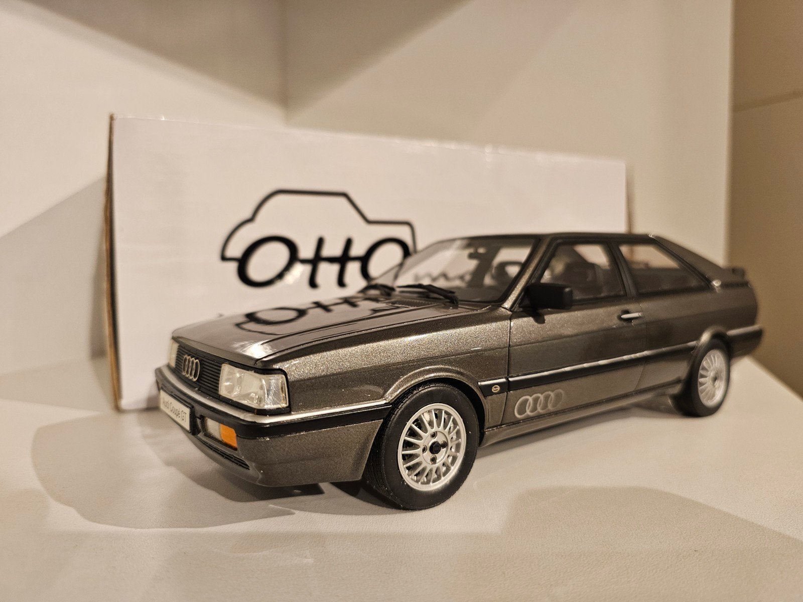 OTTOMOBILE OT111 Audi Coupé GT Grijs 1:18, Ophalen of Verzenden, Zo goed als nieuw