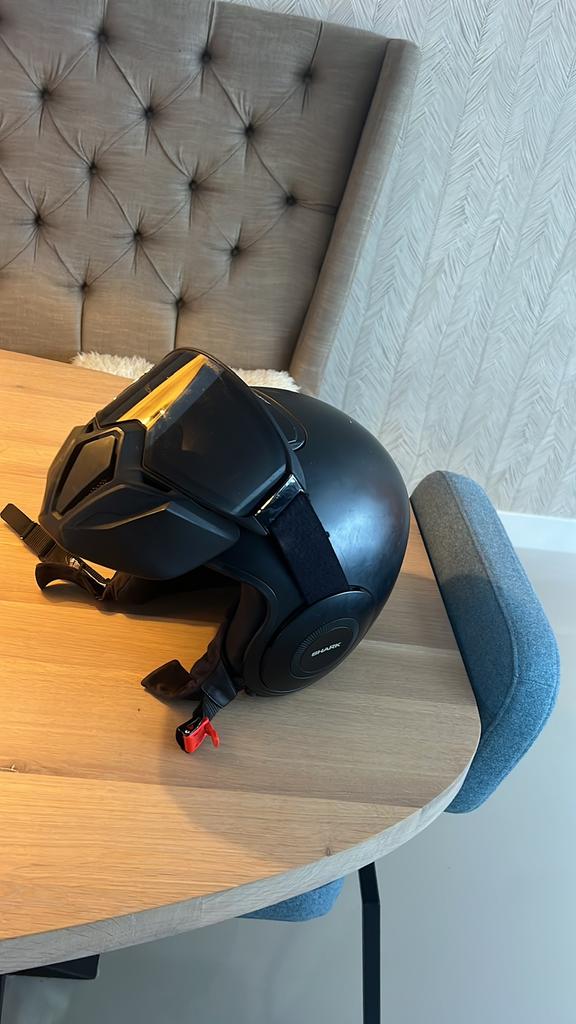 Shark helm, Ophalen of Verzenden, Zo goed als nieuw