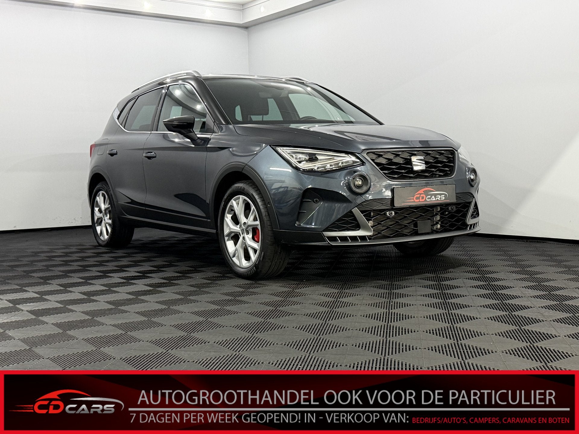 SEAT Arona 1.5 EcoTSI FR Business Connect Camera, Navi, Keyl, Auto's, 1131 kg, Arona, 150 pk, Blauw