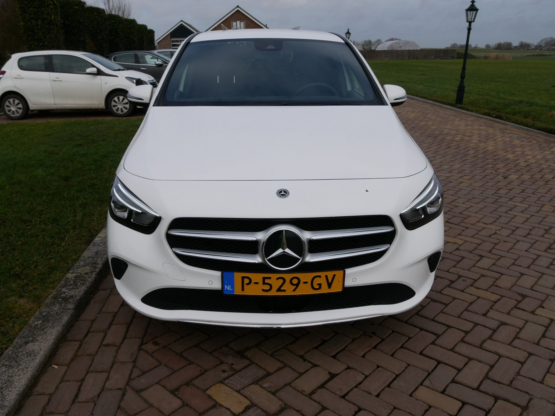 Mercedes-Benz B-klasse 200d AUT AC CAMERA 2022 * EX POLICE M, Stof, Gebruikt, 4 cilinders, 150 pk