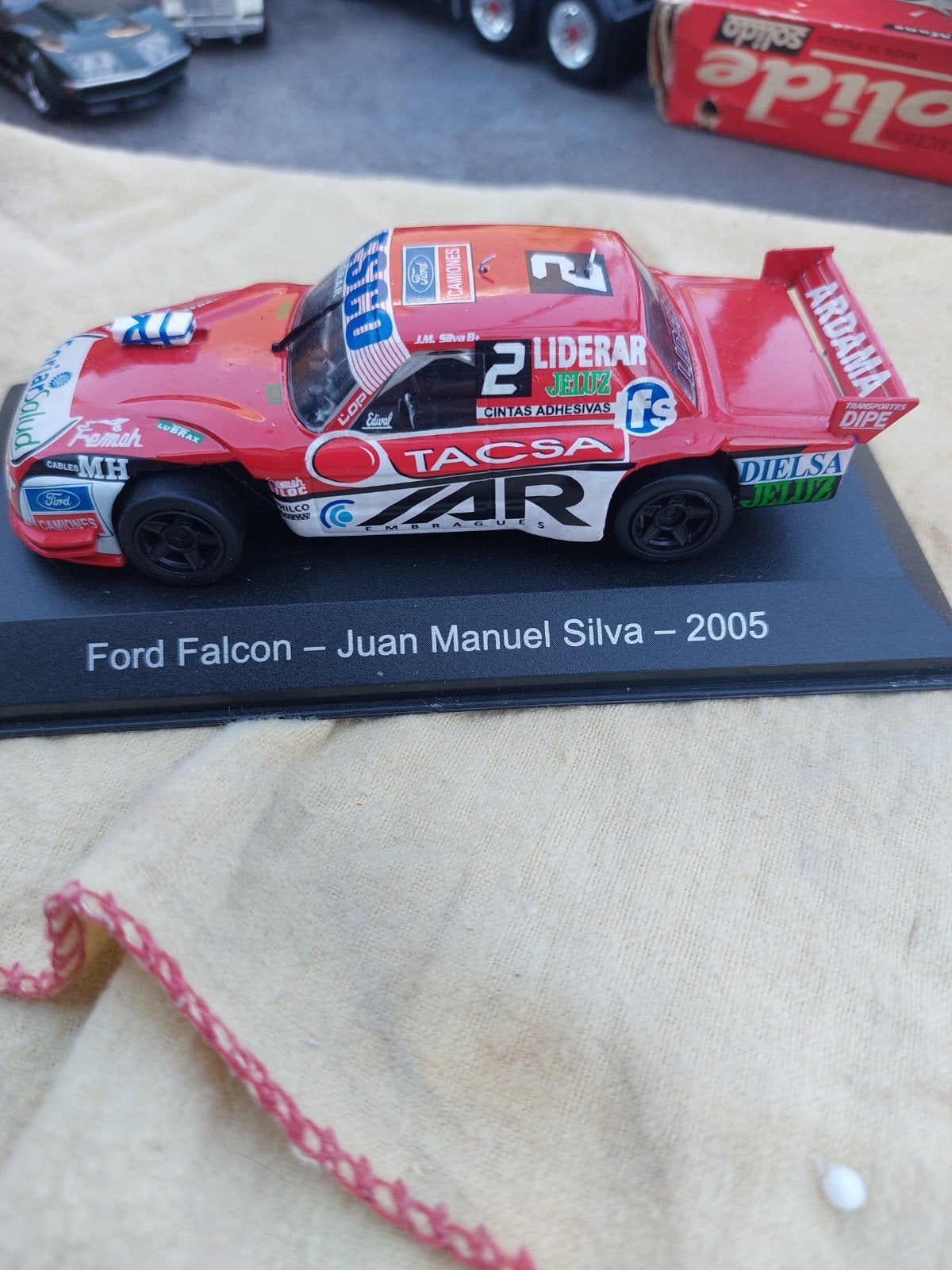 Ford Falcon Juan Manuel Silva - 2005 modelauto, Ophalen of Verzenden, Zo goed als nieuw, Auto, Overige merken
