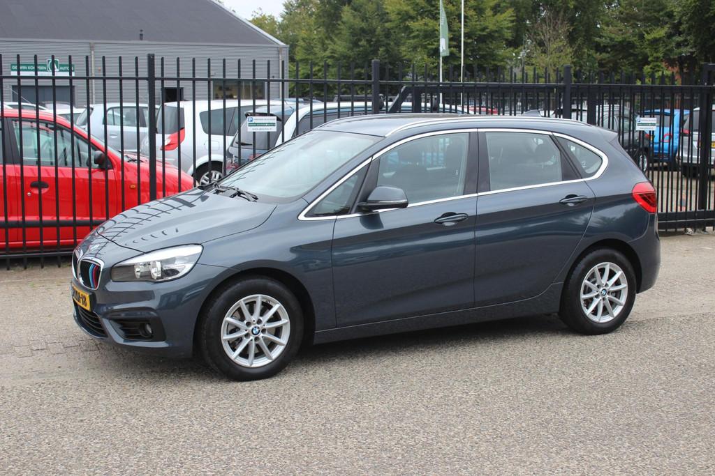 BMW 2-serie Active Tourer 218i Executive, Voorwielaandrijving, Lichtsensor, Gebruikt, Origineel Nederlands