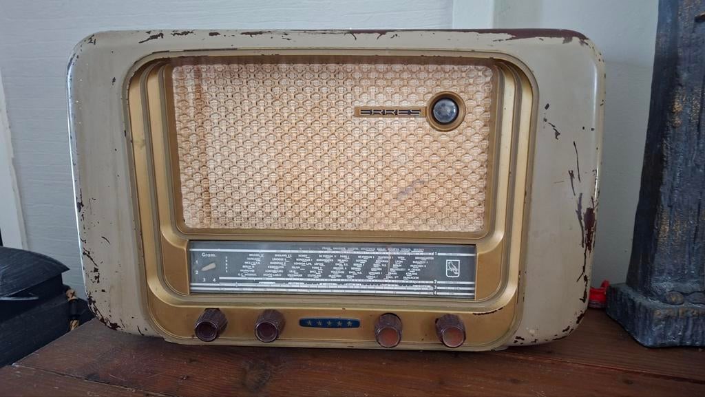 Oude Erres radio, Ophalen