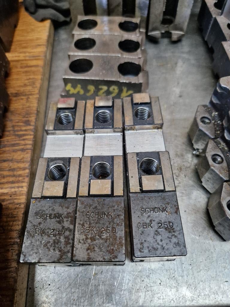 schunk bekken klauwplaat 250, Doe-het-zelf en Verbouw, Draaibanken, Ophalen of Verzenden, Gebruikt, Metaaldraaibank