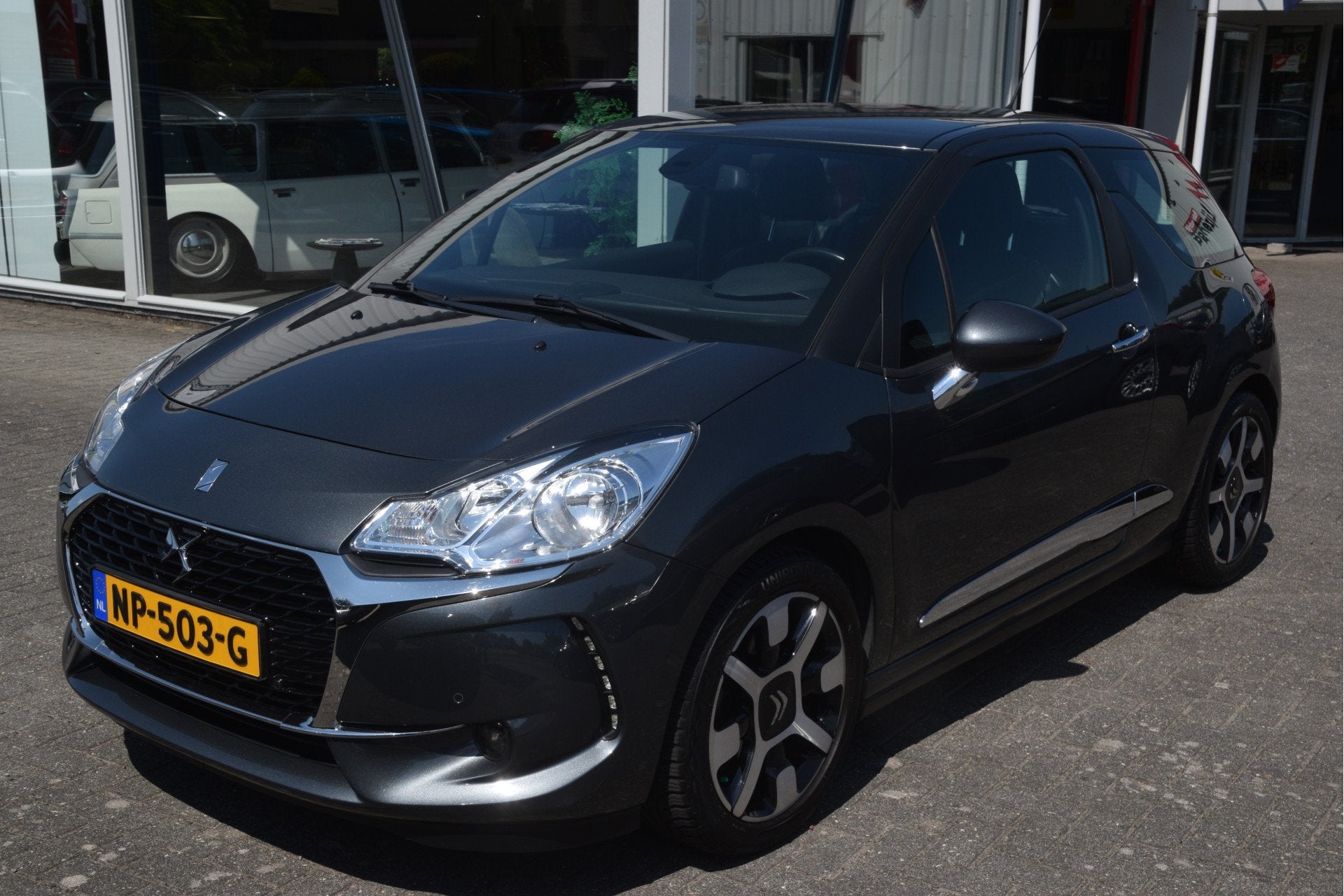 DS DS 3 1.2 PureTech So Chic Navi | LMV | Clima | PDC | Blue, Auto's, DS, Stof, Gebruikt, 1199 cc, Met garantie (alle)