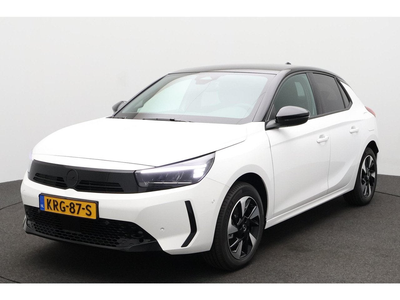 Opel CORSA-E Electric Long Range GS 51 kWh / Voorraad Voorde, Auto's, Automaat, Gebruikt, 156 pk, Verwarmde buitenspiegels