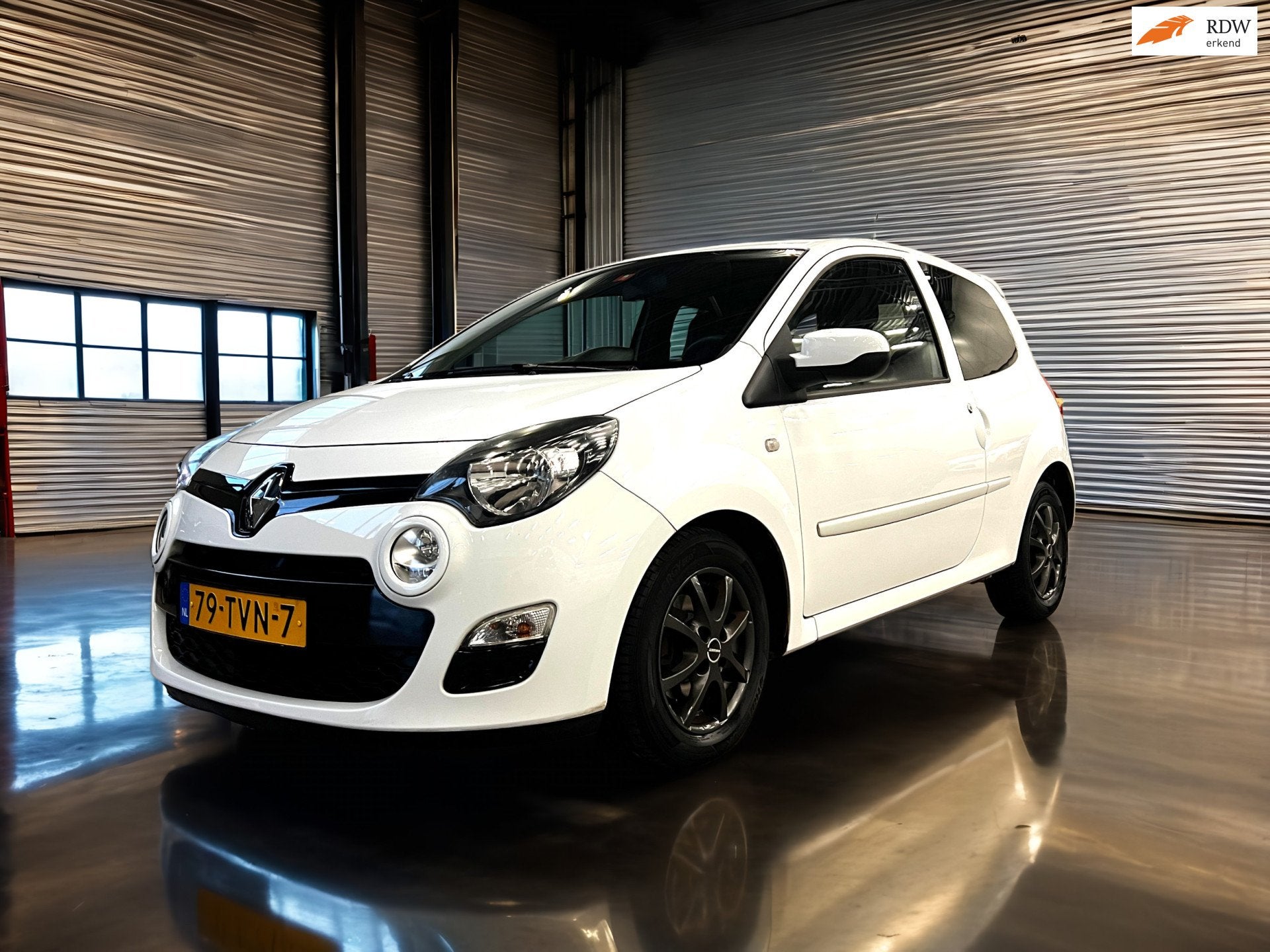 Renault Twingo 1.2 16V Collection TOMTOM_LMV 15''Airco, Voorwielaandrijving, Twingo, Gebruikt, 4 cilinders