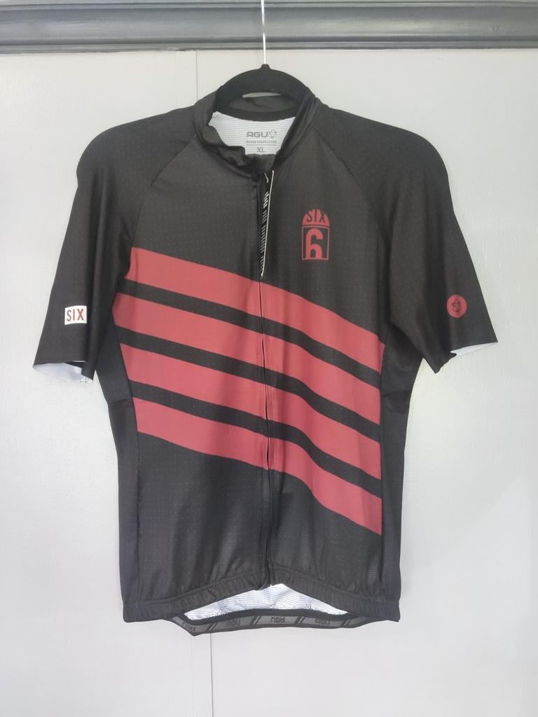 AGU - Nieuw Fiets shirt - wielershirt - Maat XL -, Zwart, Ophalen of Verzenden, Hardlopen of Fietsen, Maat 56/58 (XL)
