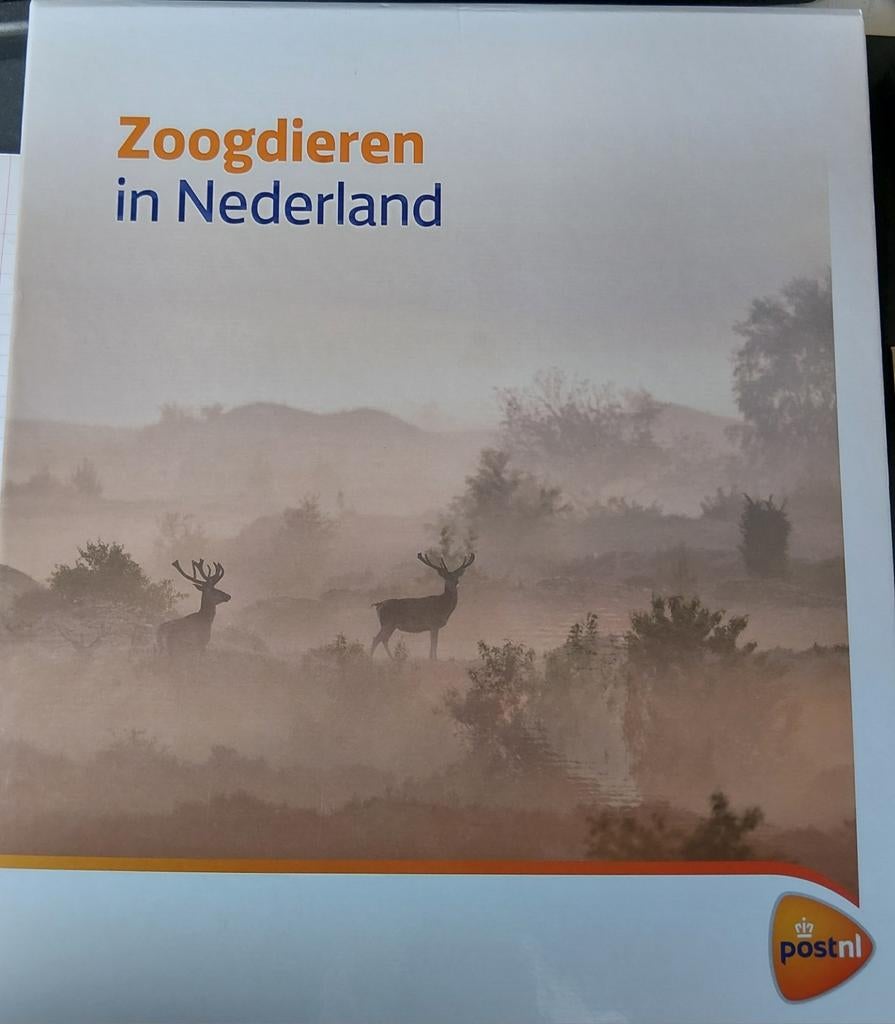 Album 36 velletjes Zoogdieren Nederland nominaal  Euro 504, Postzegels en Munten, Postzegels | Nederland, Verzenden, Na 1940, Postfris