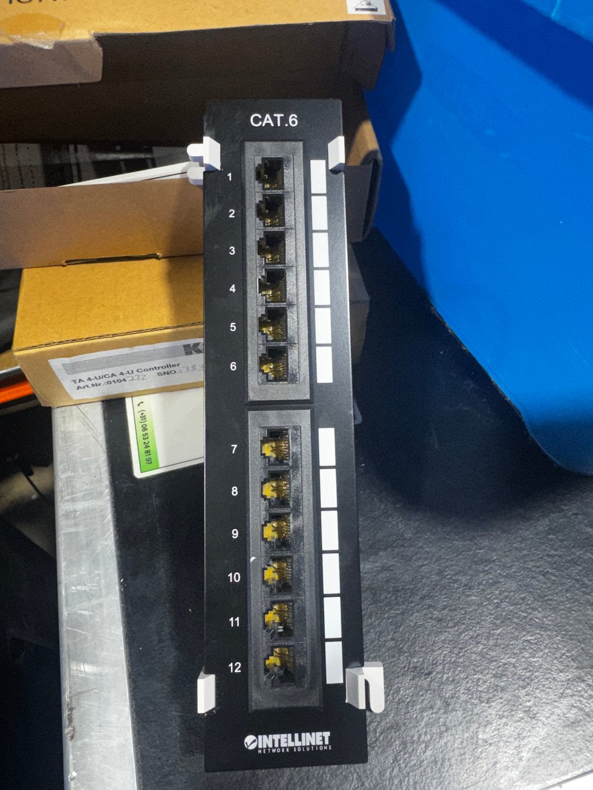 Intellinet CAT6 Wandmontage Patchpaneel 12 Poorten UTP, Ophalen of Verzenden, Nieuw, Extern