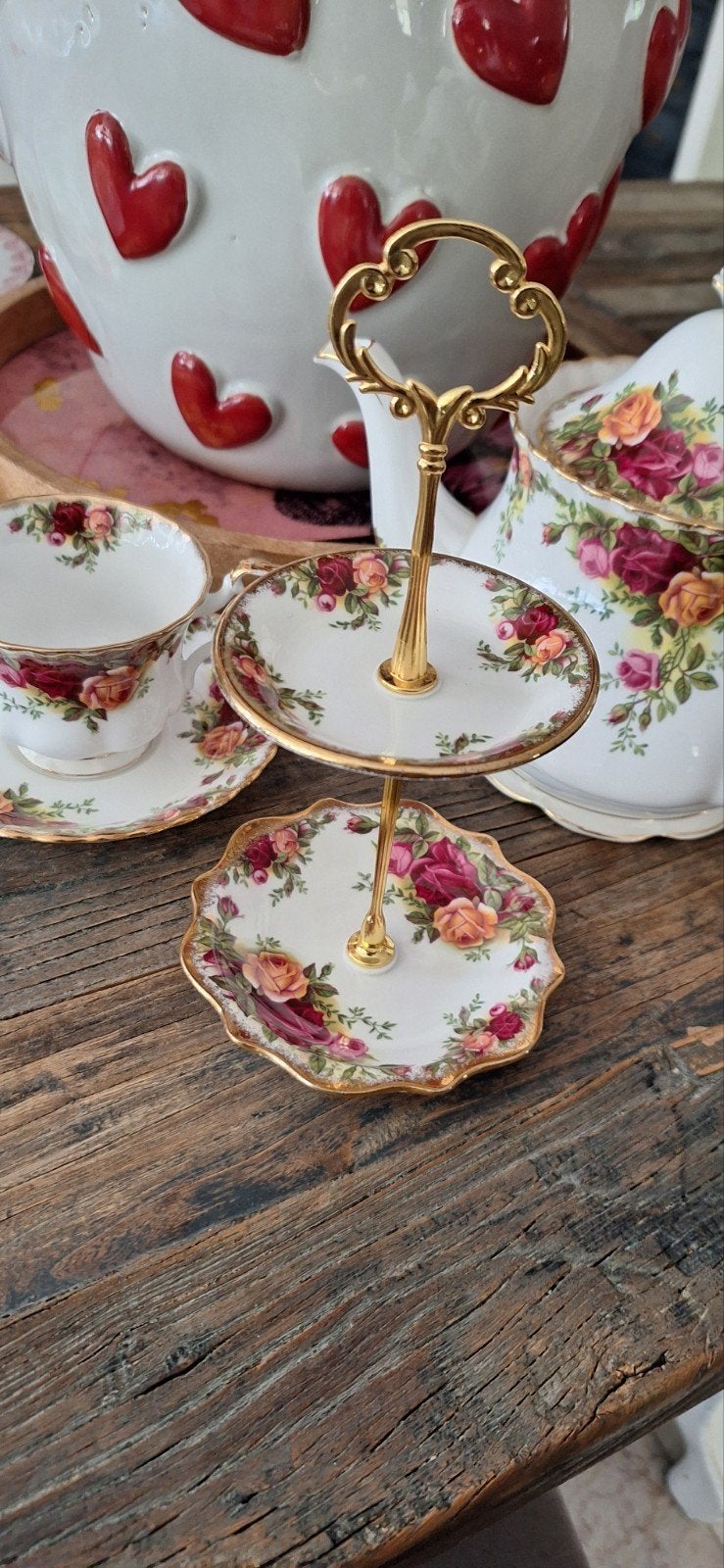 Royal Albert Old Country Roses 2-laags mini etagere handmade, Ophalen of Verzenden, Zo goed als nieuw