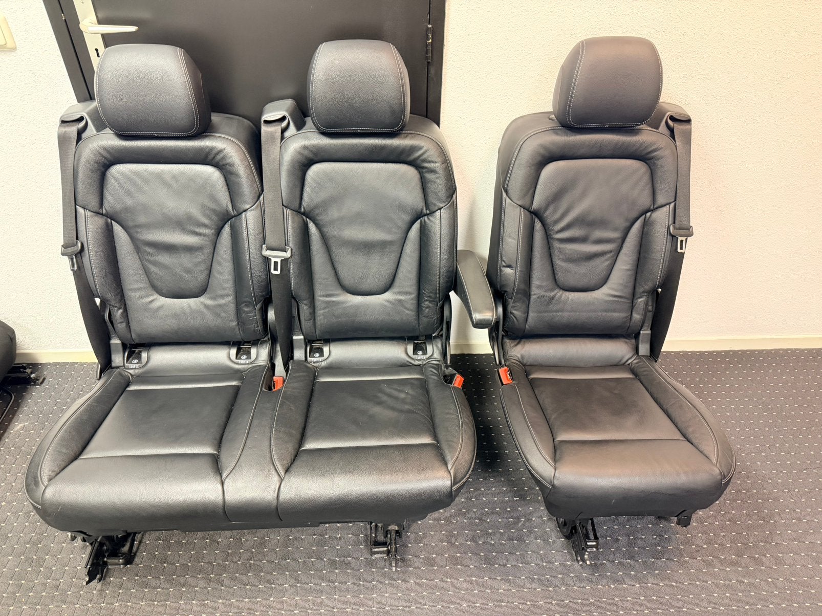 Mercedes V-klasse Achterbank + stoel Zwart leder., Ophalen, Gebruikt, Mercedes-Benz