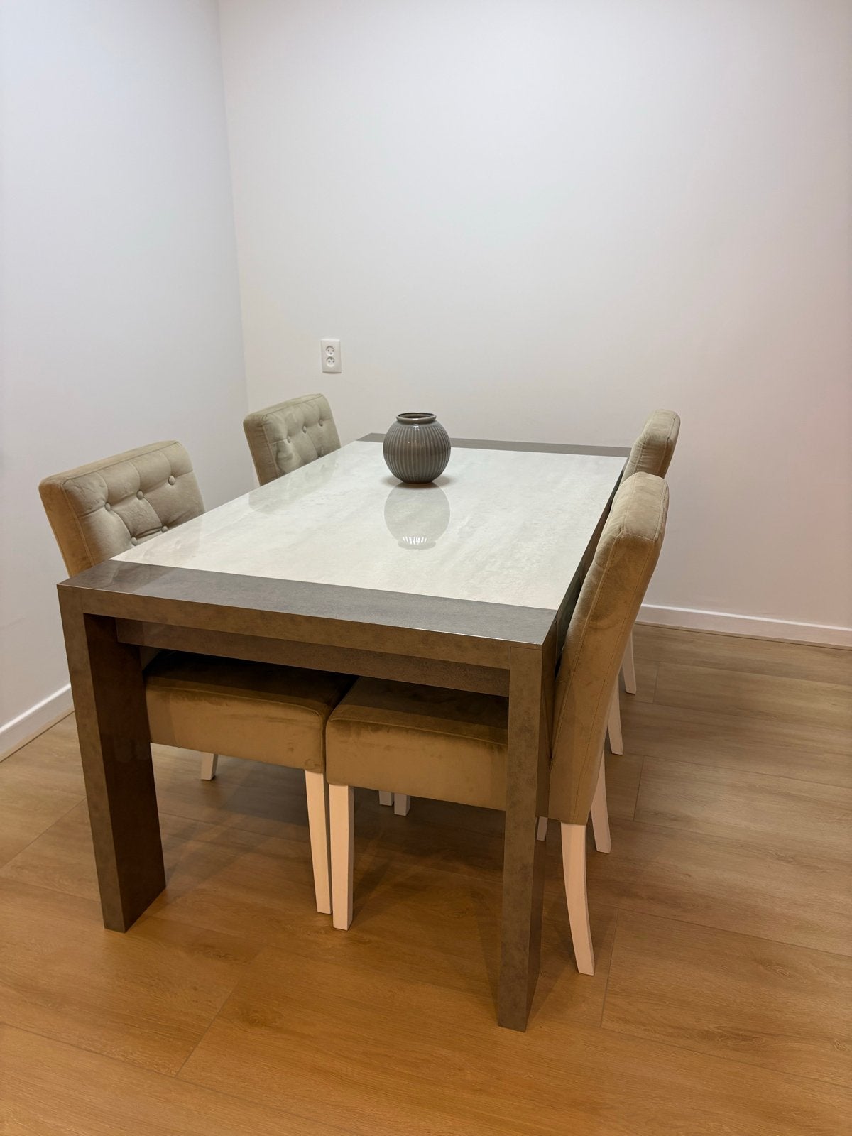 Elegante eettafel en salontafel set - Zo goed als nieuw, Overige materialen, 100 tot 150 cm, Ophalen of Verzenden, Zo goed als nieuw