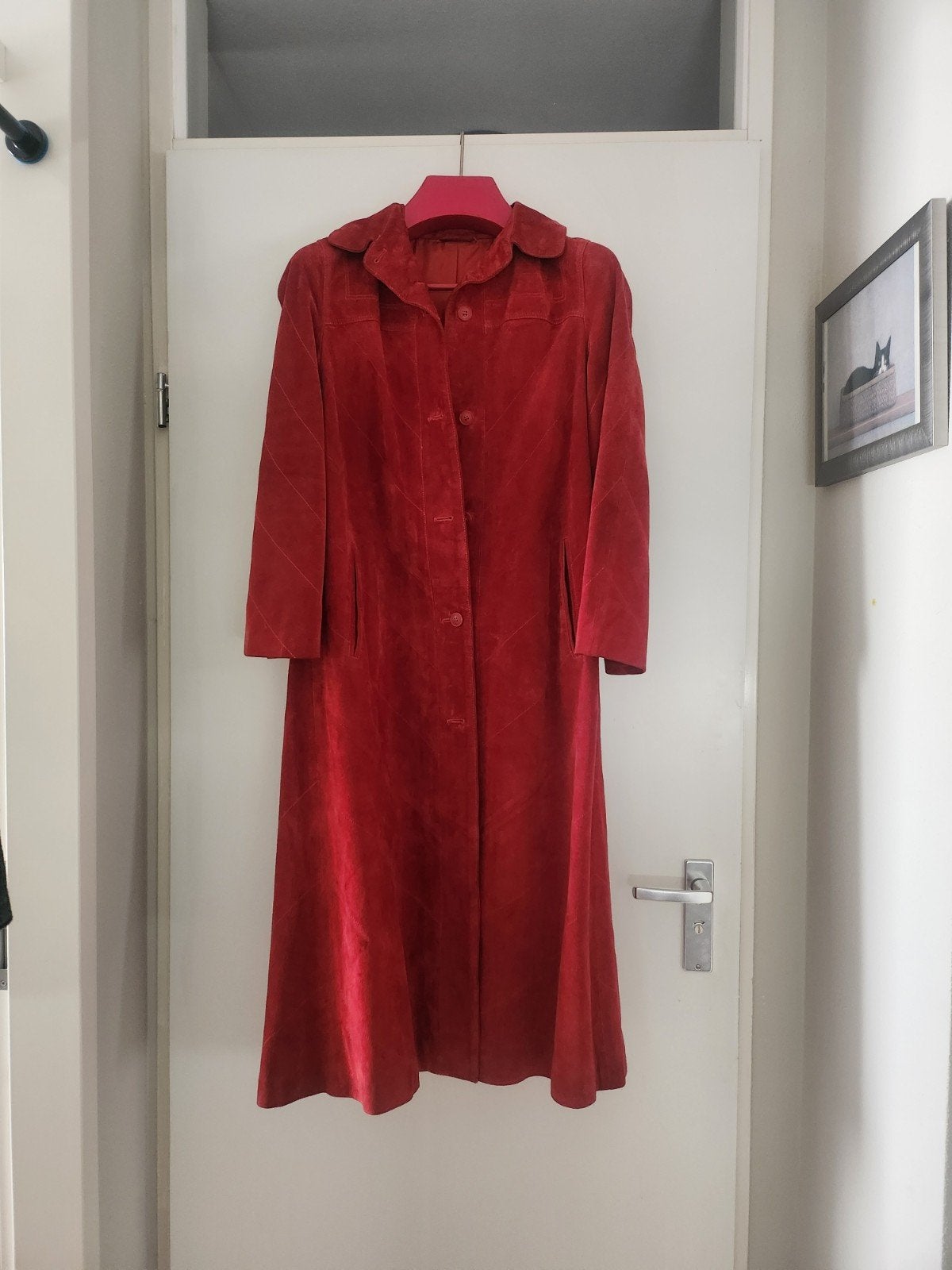 Vintage rode suède lange jas - Ledermann (maat M?), Maat 38/40 (M), Ophalen of Verzenden, Ledermann, Gedragen