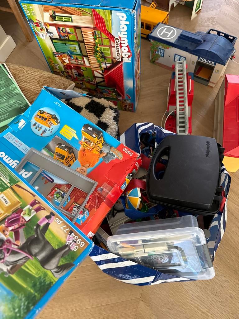 Grote Playmobil collectie: huizen, voertuigen en meer!, Ophalen of Verzenden, Gebruikt, Overige typen