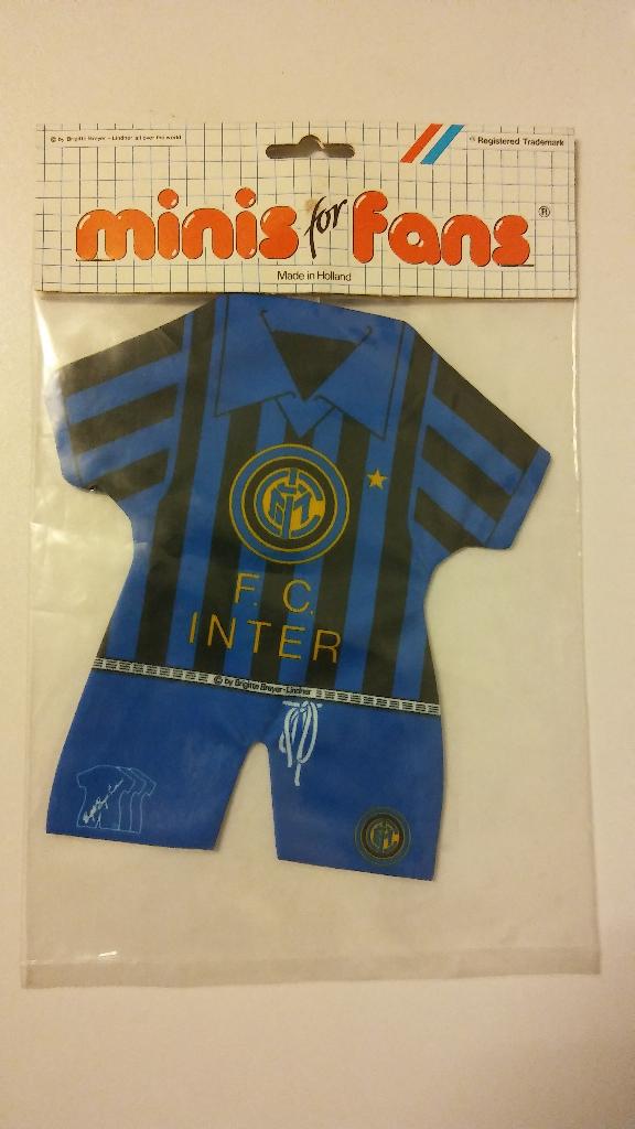 FC Inter Milaan mini fan shirtje vintage met zuignap voetbal, Verzamelen, Ophalen of Verzenden, Zo goed als nieuw, Buitenlandse clubs