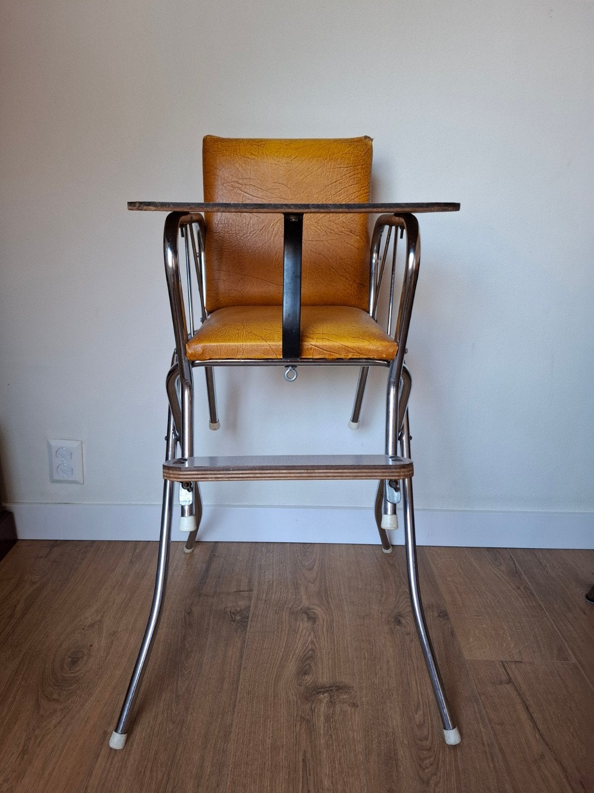 Retro kinderstoel - Vintage design, Kinderen en Baby's, Kinderstoelen, Ophalen, Gebruikt, Overige typen