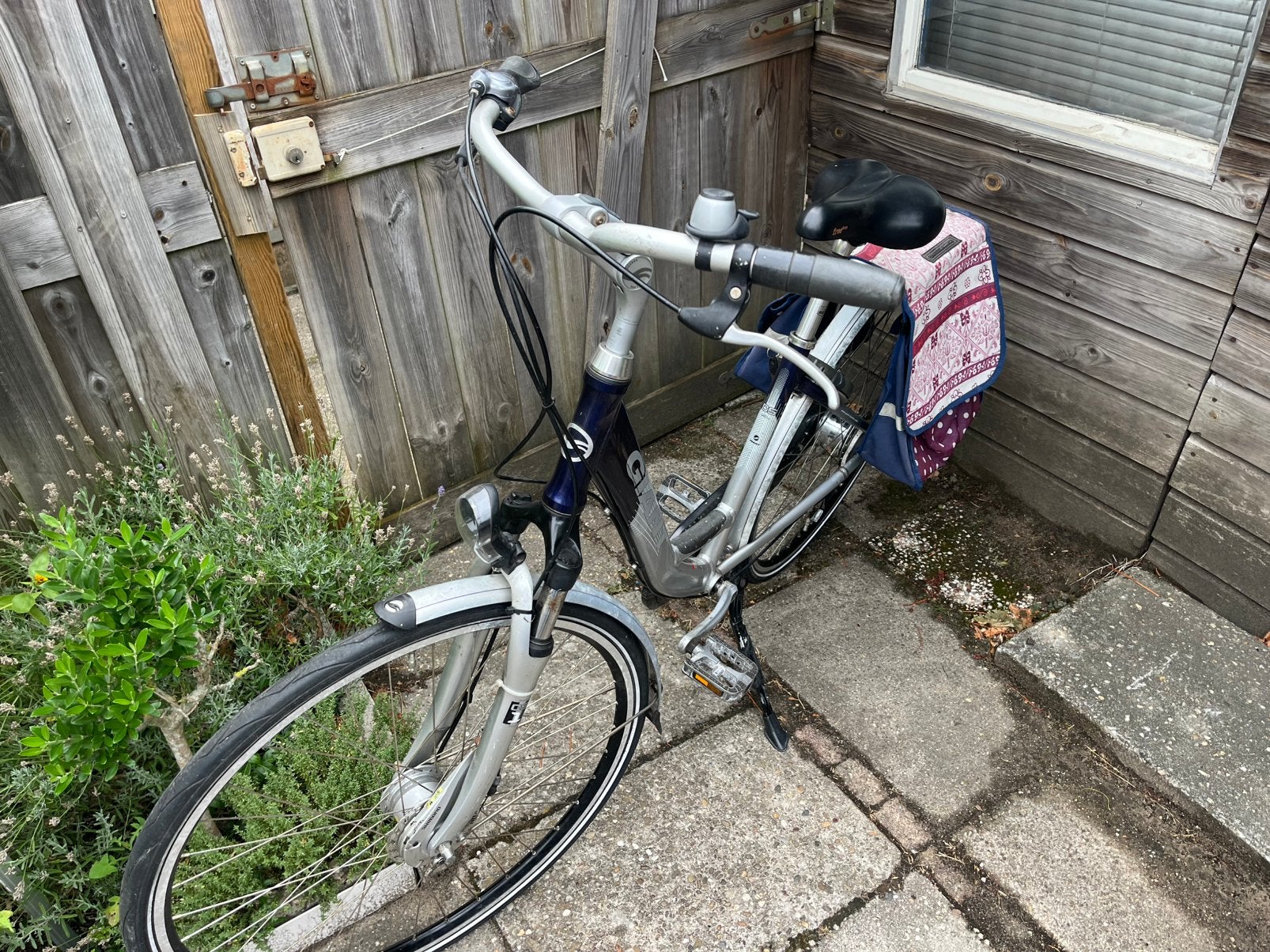 Damesfiets giant  28 inch, Ophalen, Gebruikt, Versnellingen, Giant