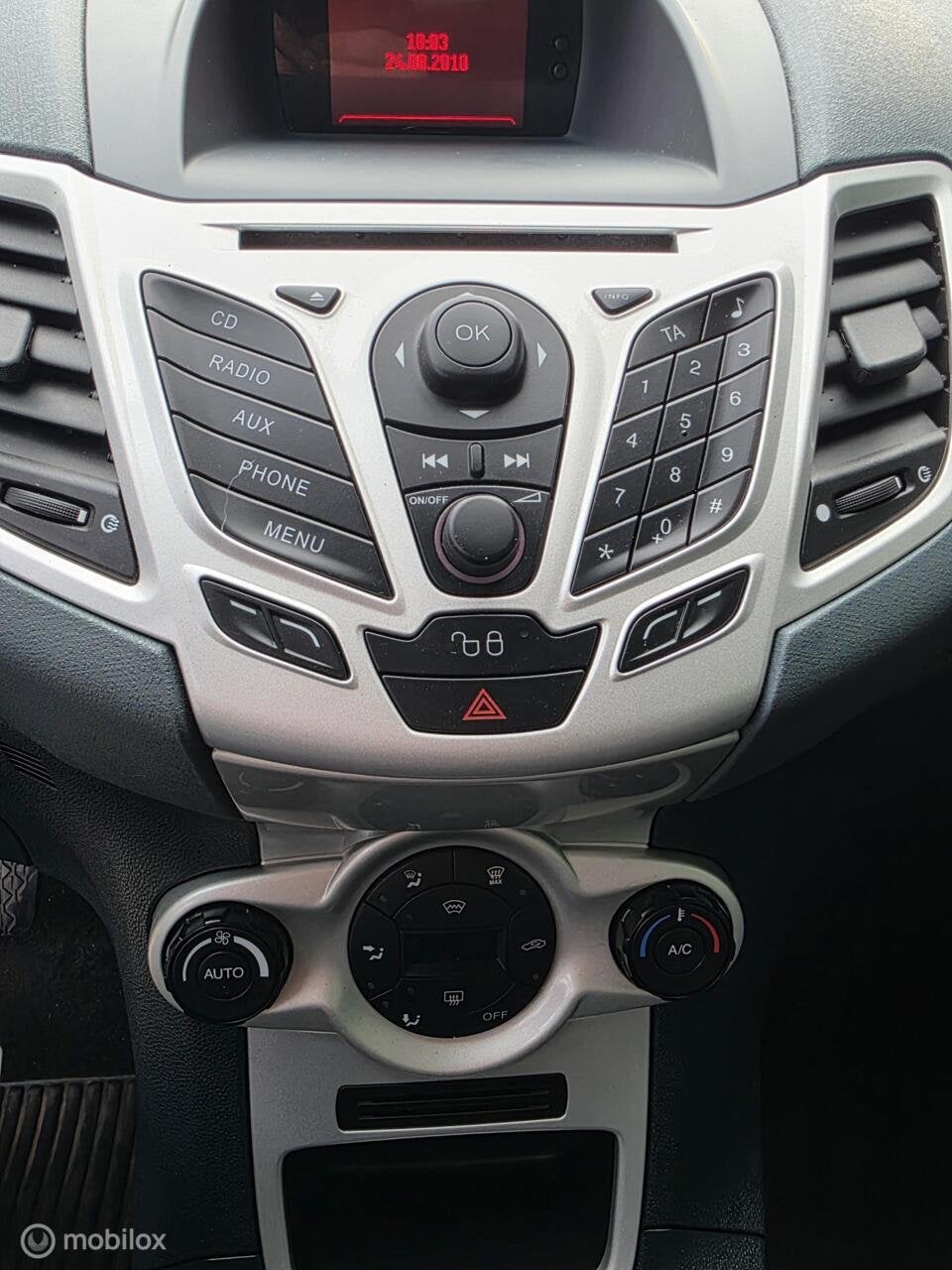 Foto 17 van Ford Fiesta 1.25 Titanium|Airco|2x Sleutel|PDC|
