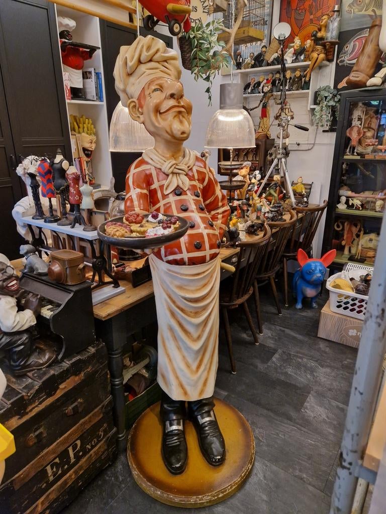 Grote Chef-kok Beeld met Dienblad - Decoratief, Ophalen, 1 meter - 2 meter, Beeld, Composieten