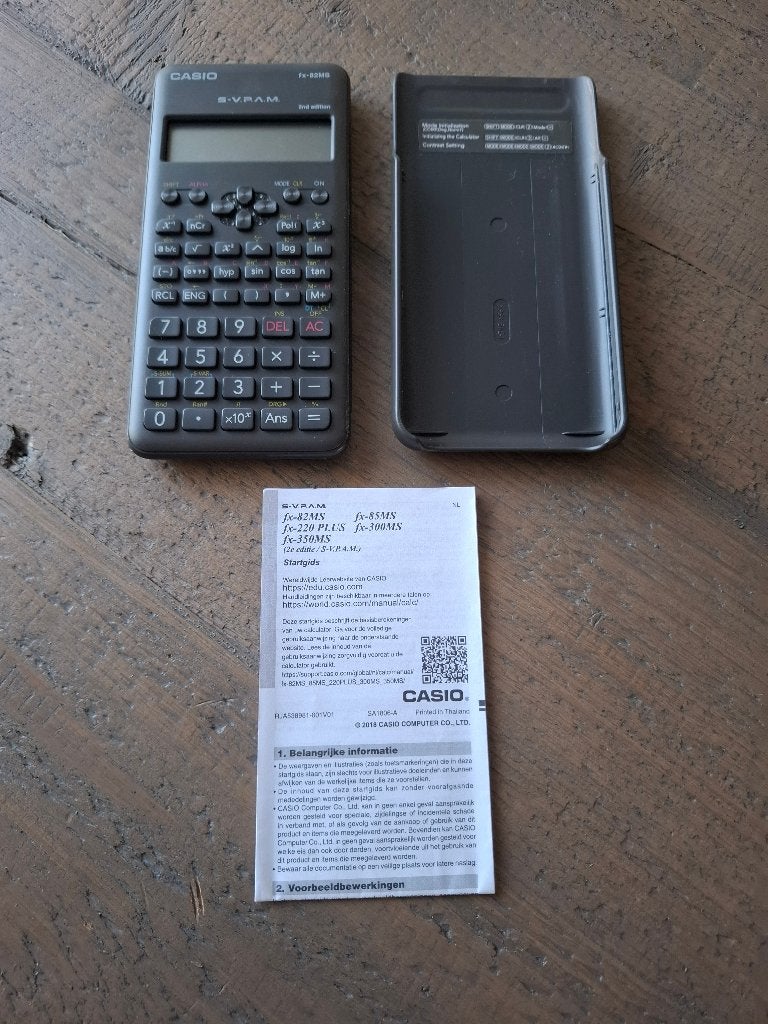 Casio fx-82MS - wetenschappelijke rekenmachine, Diversen, Rekenmachines, Ophalen of Verzenden, Zo goed als nieuw