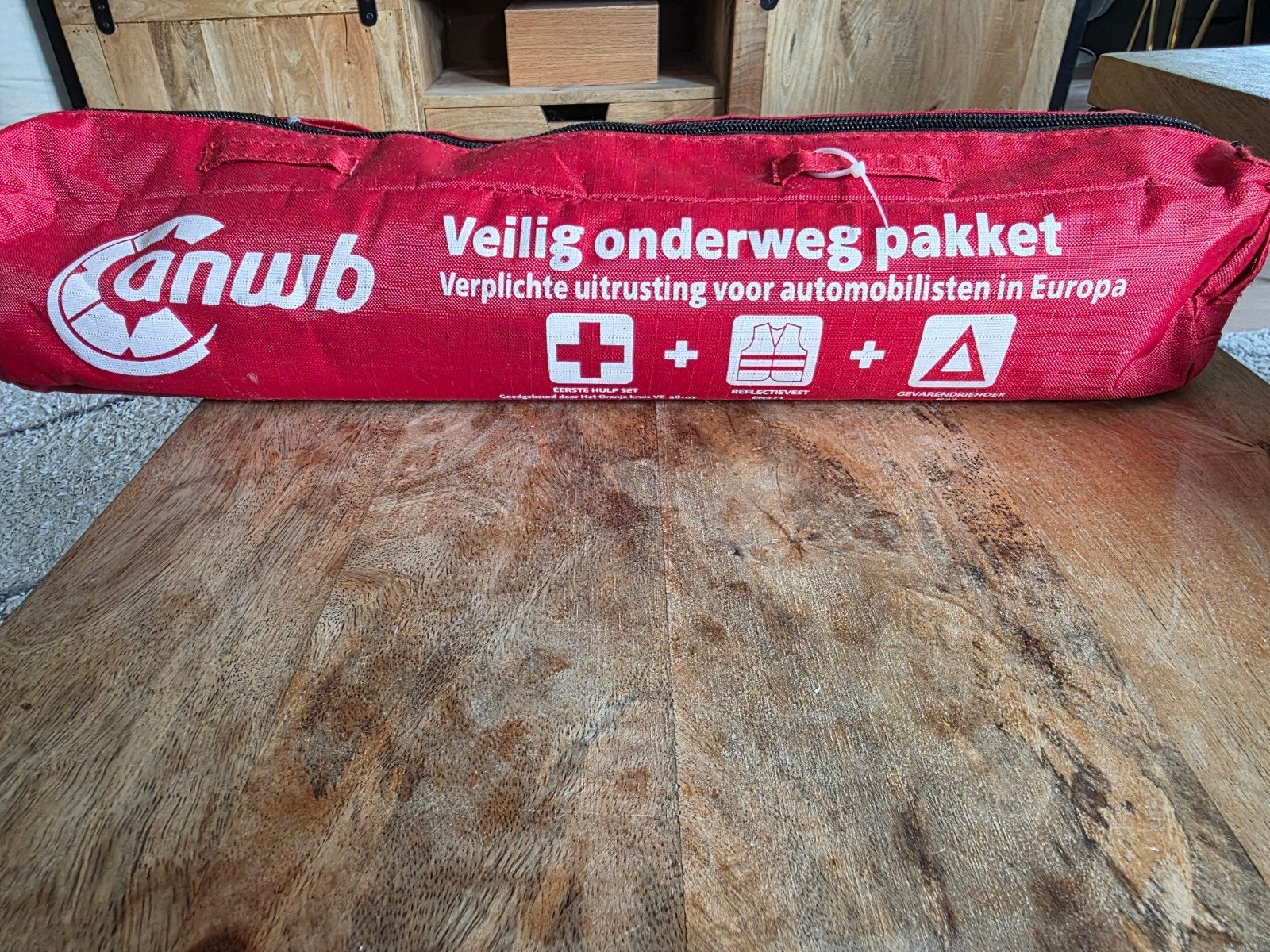 ANWB Veilig onderweg pakket - Eerste Hulp Set, Ophalen, Zo goed als nieuw