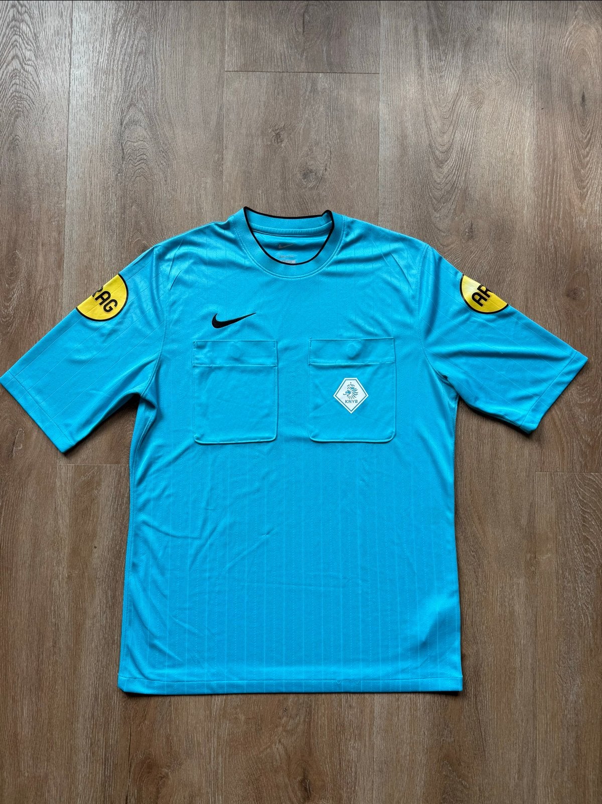 Nike KNVB scheidsrechtersshirt (korte mouw, blauw, maat L), Maat 52/54 (L), Blauw, Ophalen of Verzenden, Zo goed als nieuw