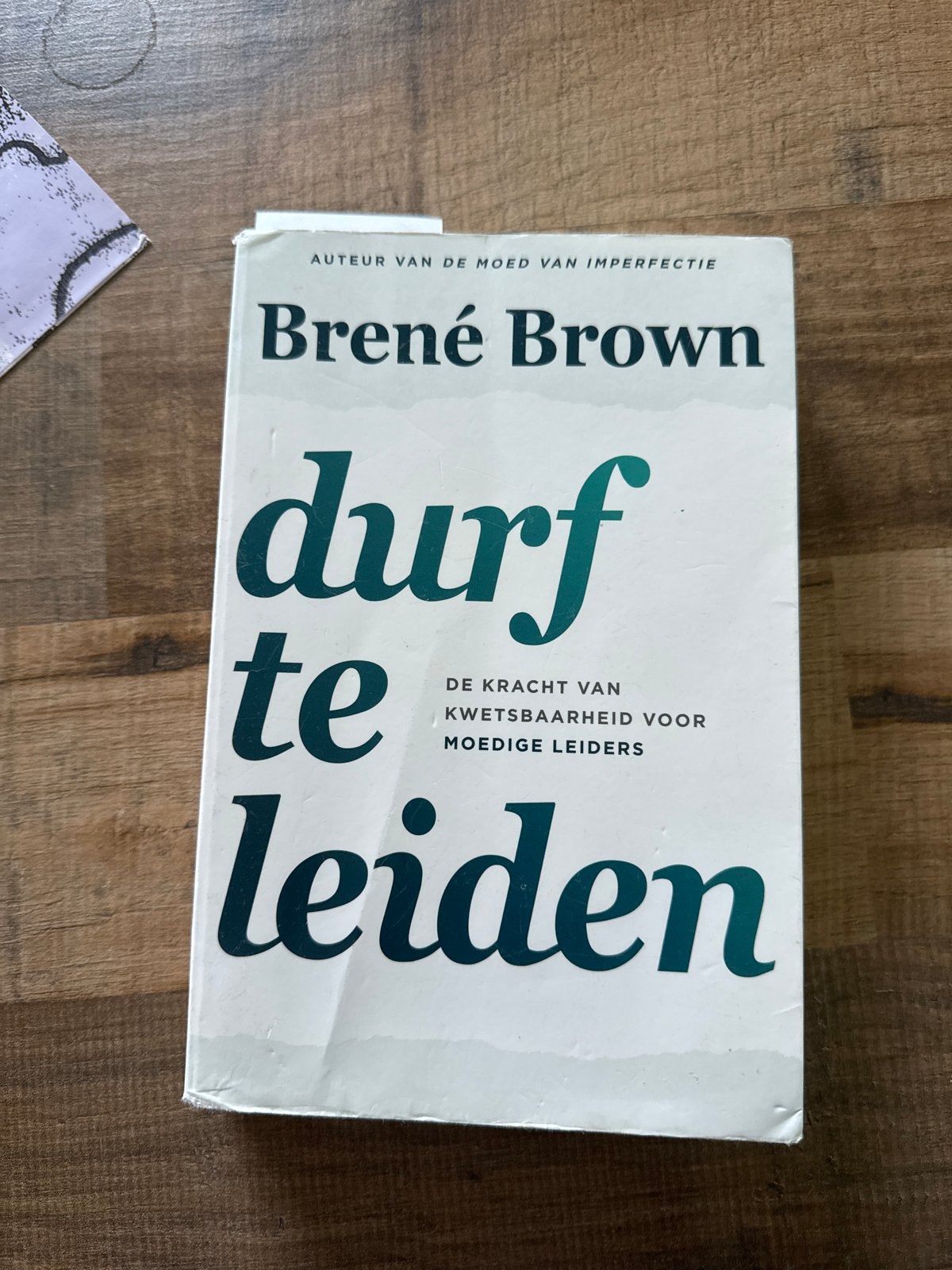 Durf te leiden - Brené Brown (Zo goed als nieuw), Boeken, Ophalen of Verzenden, Zo goed als nieuw, Nederland