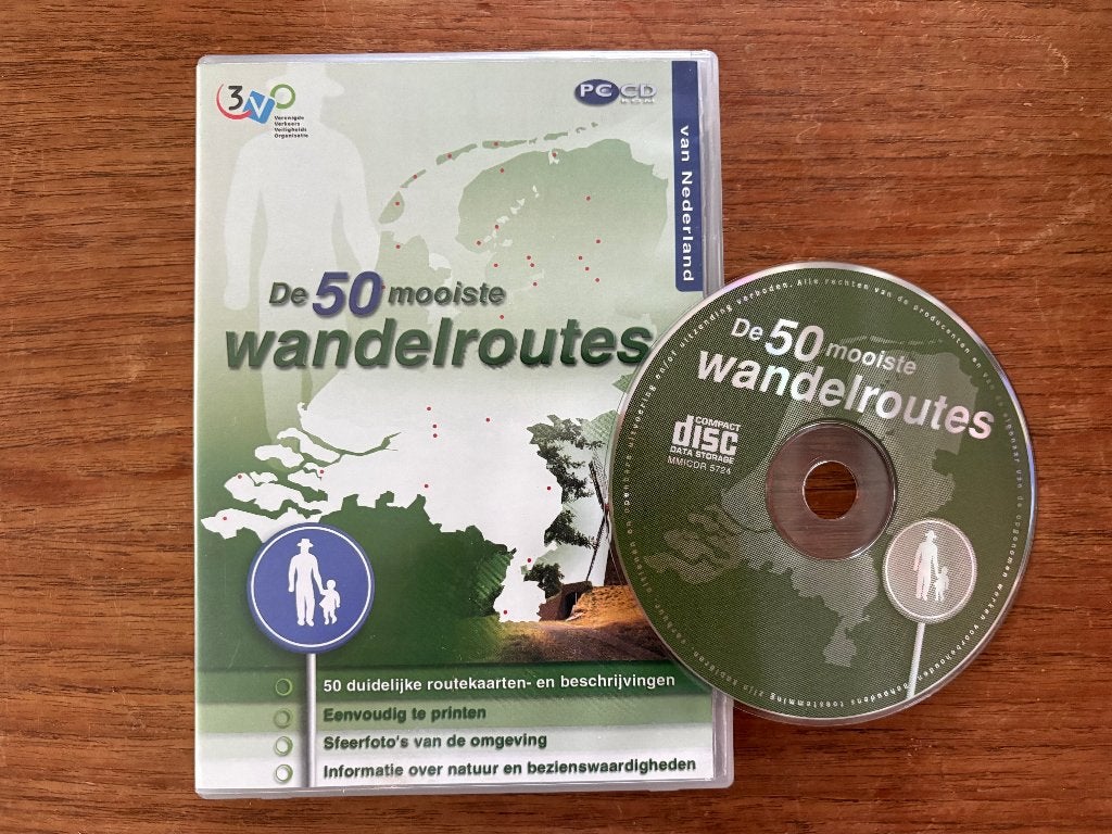 De 50 mooiste wandelroutes van Nederland pc cd rom, Ophalen of Verzenden, Zo goed als nieuw, Overige typen, Inclusief doosje