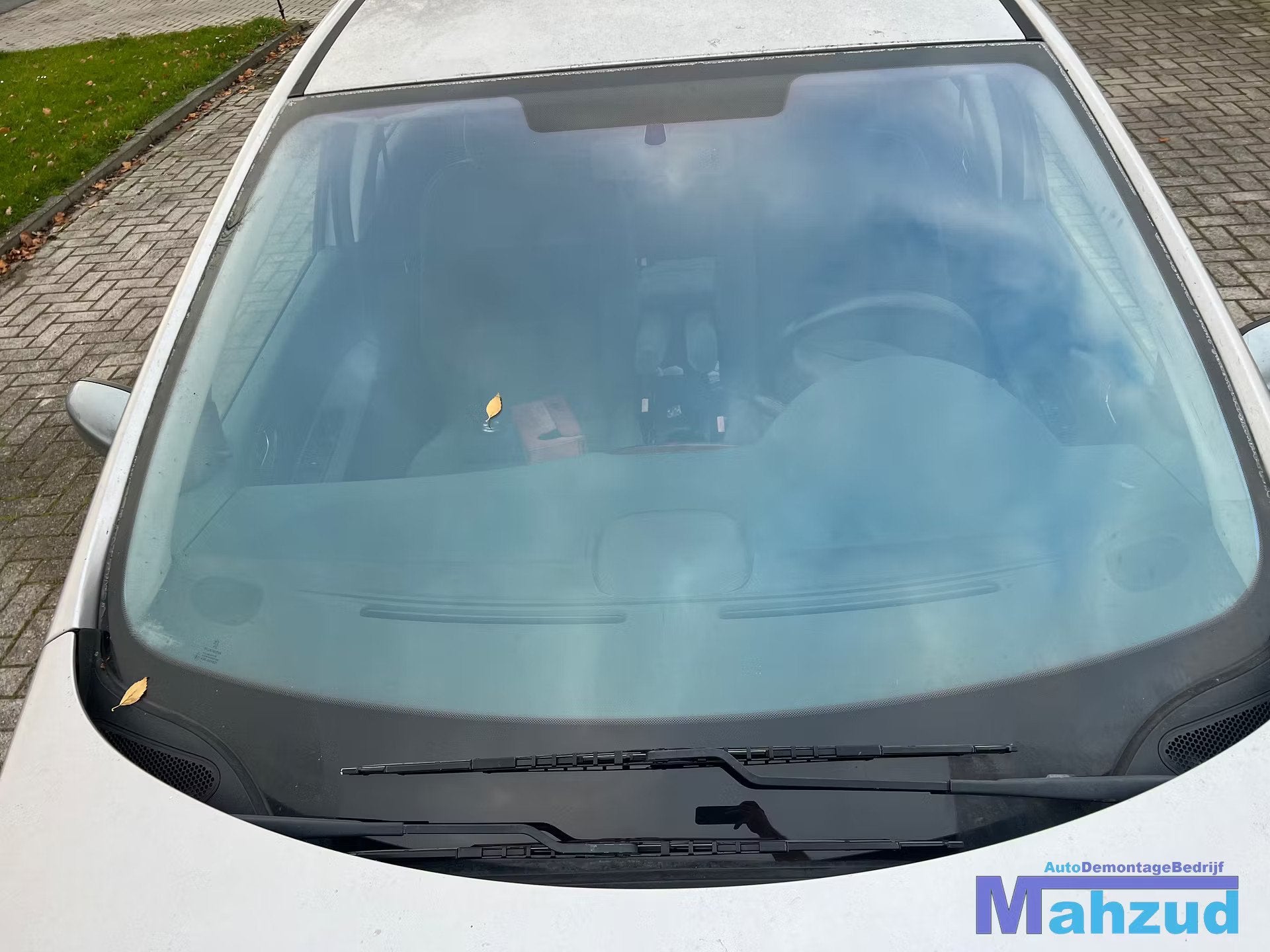 PEUGEOT 307 hatchback voorraam voorruit 2001-2009, Taurusavenue 1
2132 LS  Hoofddorp, NL, Gebruikt, Contact.group@renault.com