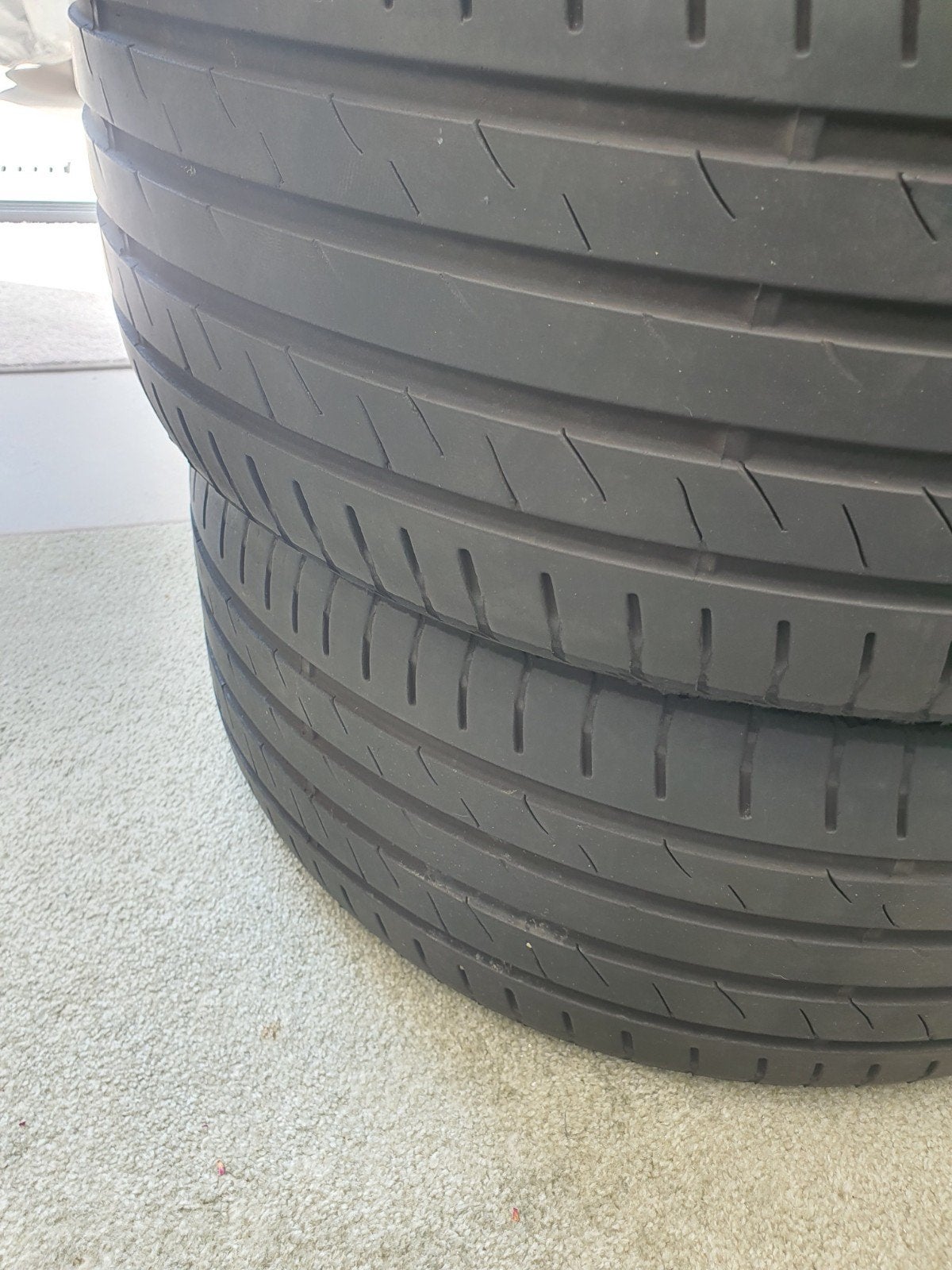 245 40 18 Nexen nfera su4 2x6mm 2x4mm, Ophalen