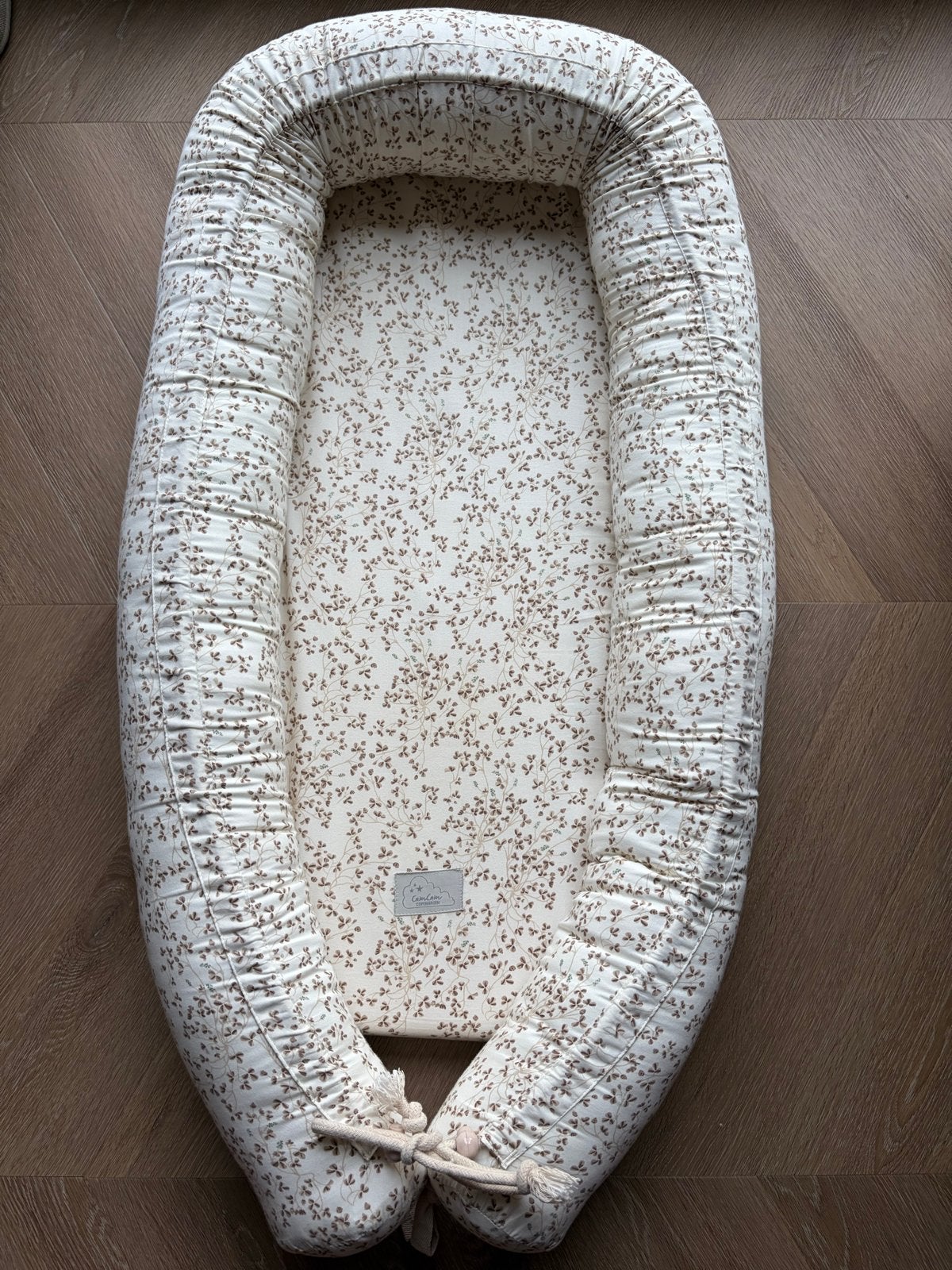 Cam Cam Copenhagen babynestje - zo goed als nieuw, Ophalen, 190 cm of minder, Zo goed als nieuw, Crème