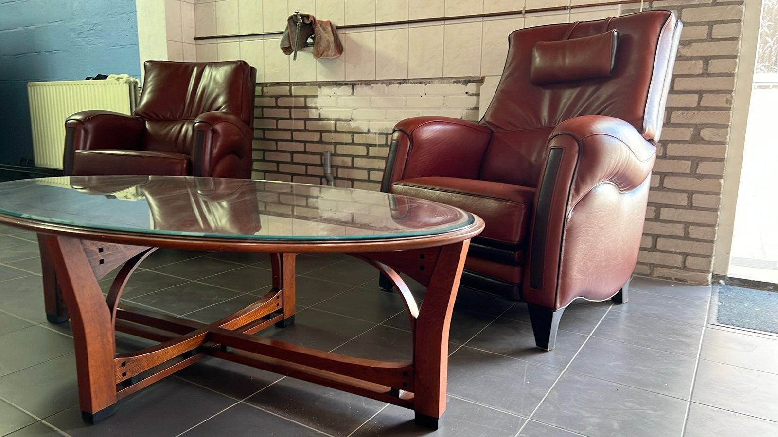 Schuitema salontafel met glazen blad, Huis en Inrichting, Ophalen, Gebruikt, 100 tot 150 cm, 50 tot 100 cm