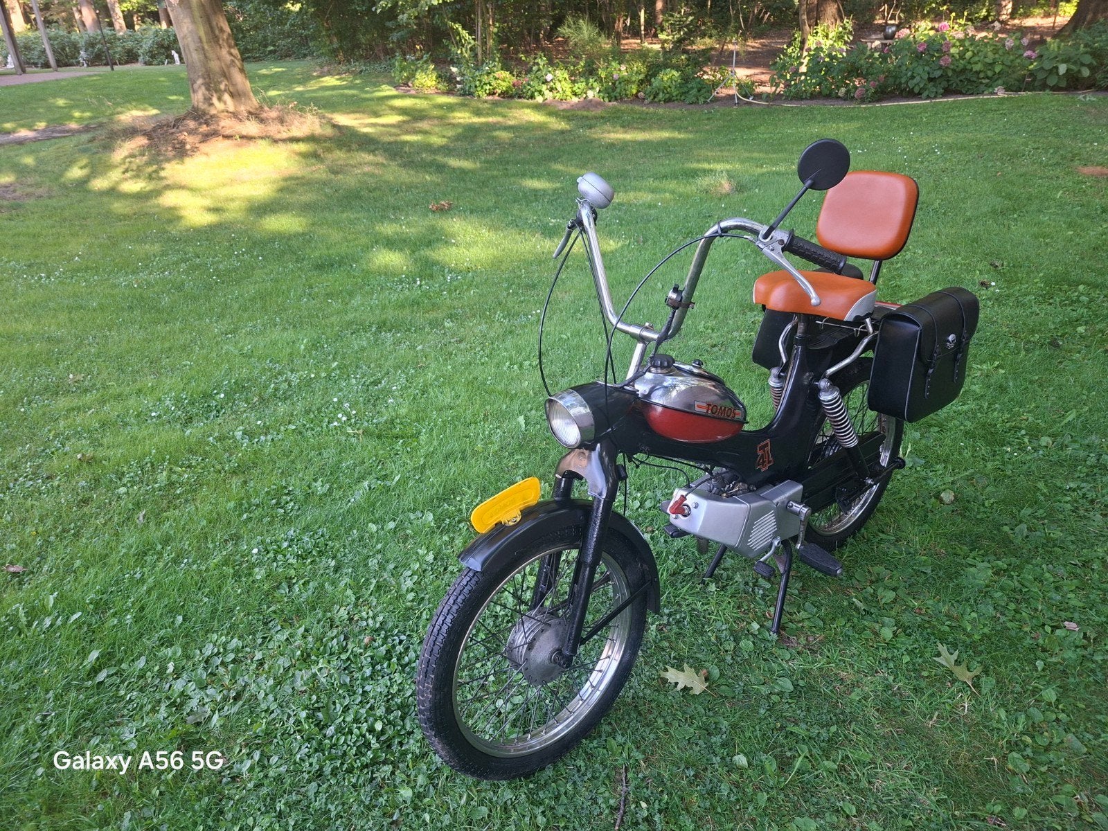 tomos 1971 loopt prima 4 versnelling, Fietsen en Brommers, Ophalen of Verzenden, Gebruikt, Overige merken