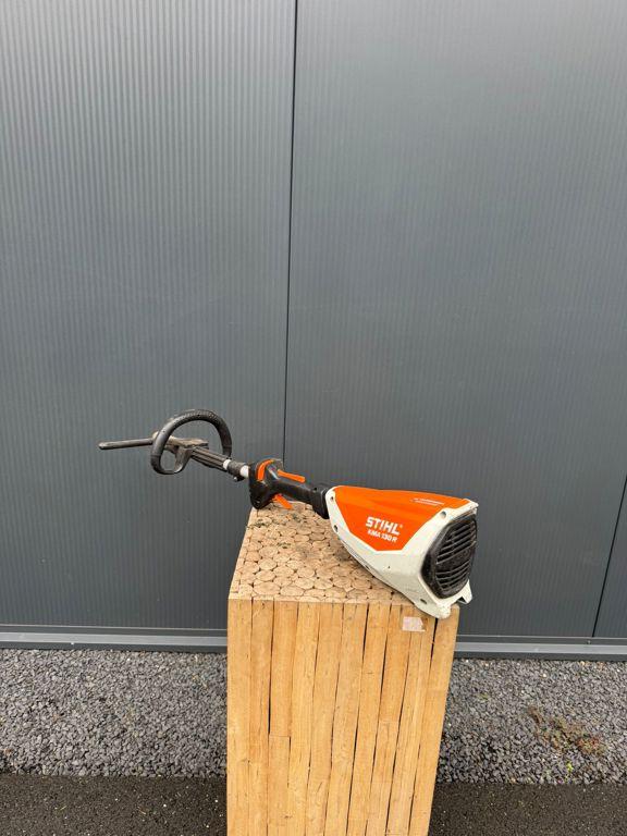 Stihl KMA130 R accu combimotor 2018, Tuin en Terras, Hand-tuingereedschap, Gebruikt, Stihl