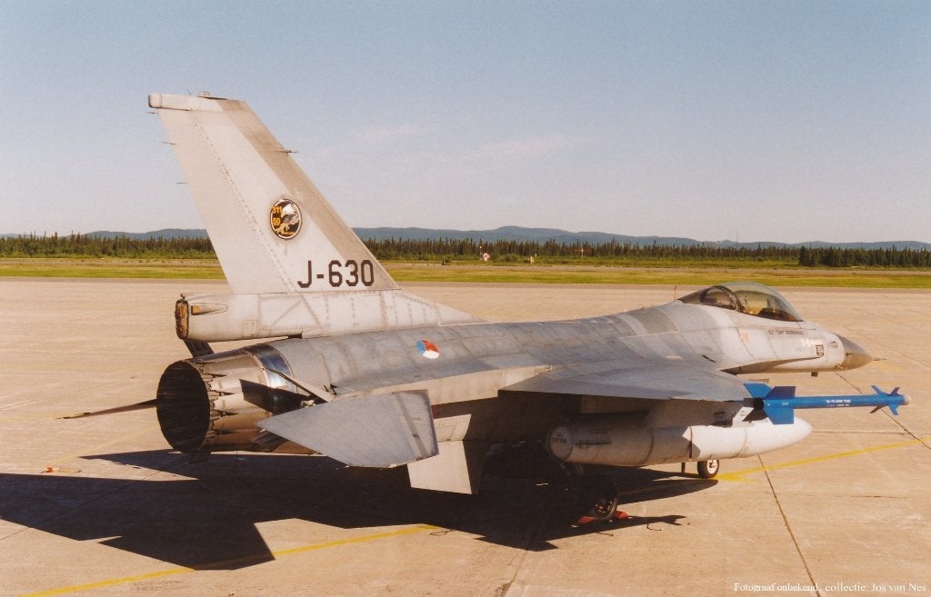 F-16  J-630, Ophalen of Verzenden, Gebruikt, Kaart, Foto of Prent