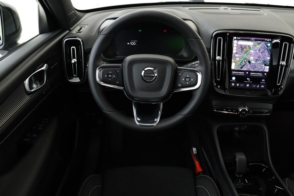 Volvo EX40 SINGLE MOTOR EXTENDED RANGE ULTRA BLACK ED. 82 kW, Auto's, Automaat, 12 maanden, Achterwielaandrijving, 32 min
