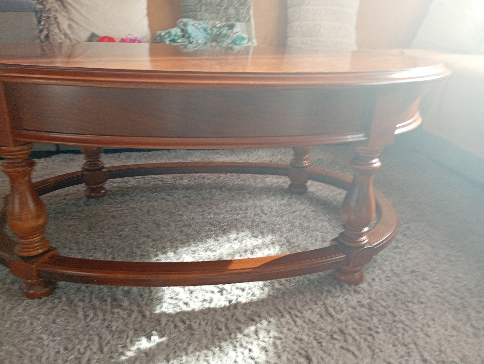 Klassieke ronde salontafel met lade - Hout, Gebruikt, Klassiek, Rond, Ophalen of Verzenden