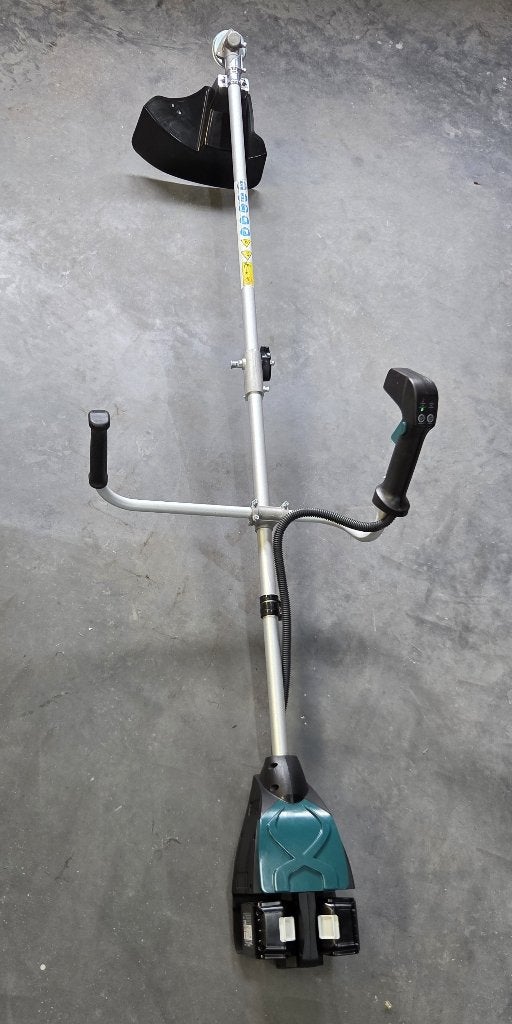 Bosmaaier 2 x 18V / 36V NIEUW!, Ophalen of Verzenden, Nieuw, 30 tot 50 cm, Accu
