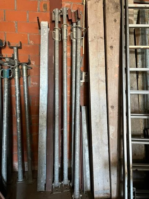 4 Gegalvaniseerde stalen schoorstempels, Doe-het-zelf en Verbouw, Metalen, Ophalen, Gebruikt