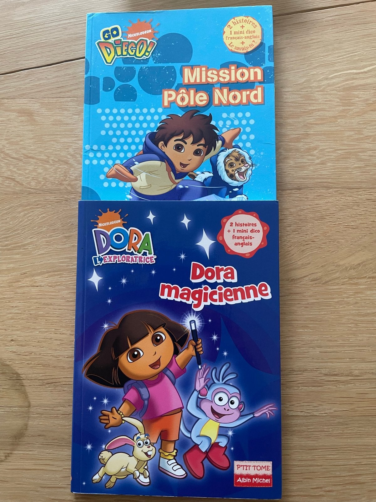 Franse kinderboeken: Dora en Diego avonturen, Ophalen of Verzenden, Gelezen, Fictie algemeen