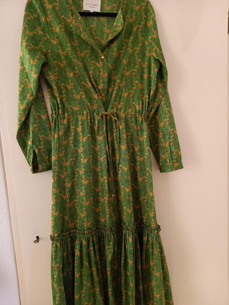 Prachtige groen/gouden lange jurk van Lolly's laundry, Kleding | Dames, Maat 38/40 (M), Ophalen of Verzenden, Zo goed als nieuw