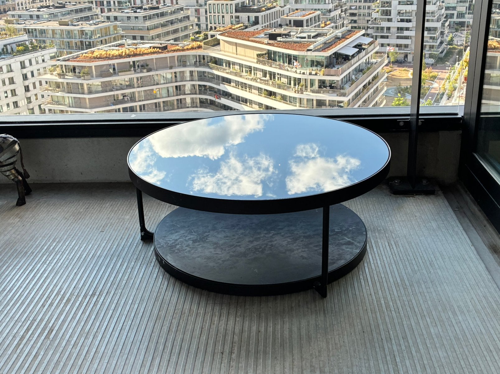 IKEA FROTORP: Zwarte glazen salontafel, Ophalen, Gebruikt, 50 tot 100 cm, Rond