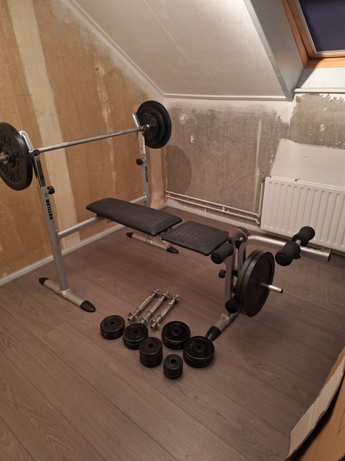 kettler drukbank plus 140kg aan gewichten, Sport en Fitness, Ophalen