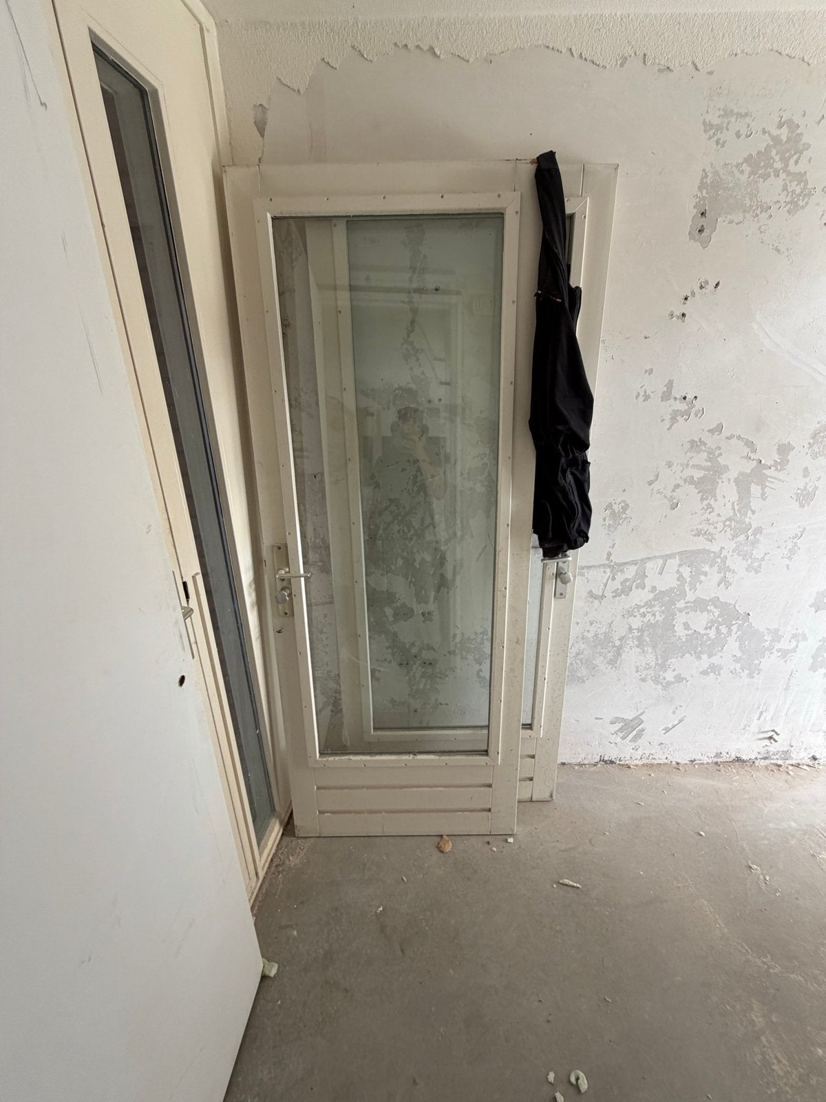 2 Gebruikte Buitendeuren  met Glas - 211x83, Ophalen, Gebruikt, 80 tot 100 cm, 200 tot 215 cm