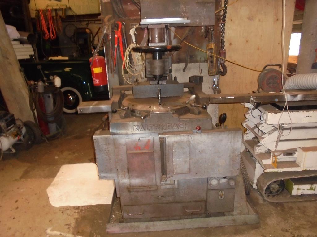 Zaagmachine, afkortzaag, zaag, zaag machine. Kaltenbach, Ophalen, Gebruikt, 70 mm of meer, Afkortzaag