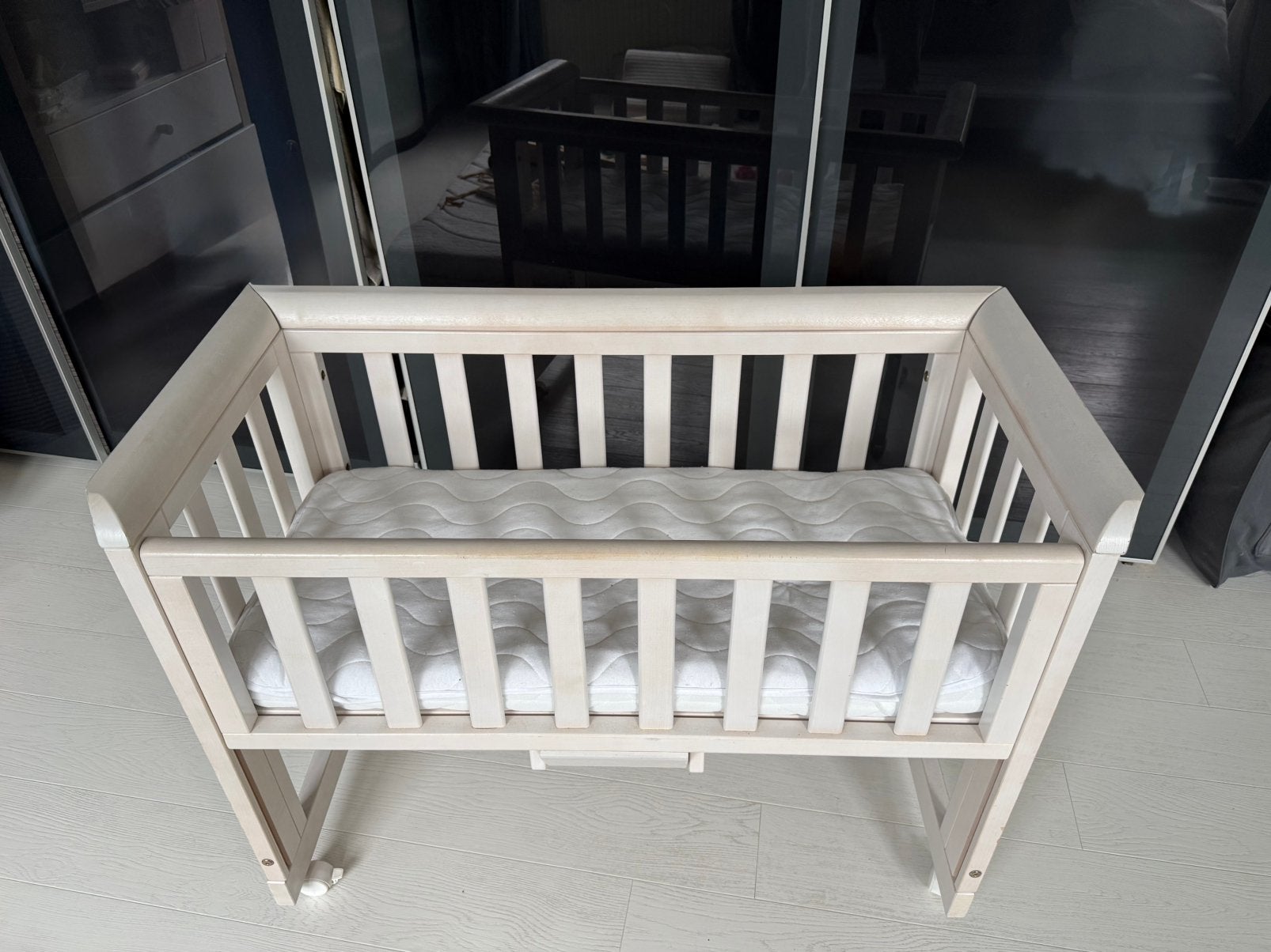 Co-sleeper bed for newborn + mattress, Kinderen en Baby's, Babywiegjes en Ledikanten, Ophalen, Gebruikt