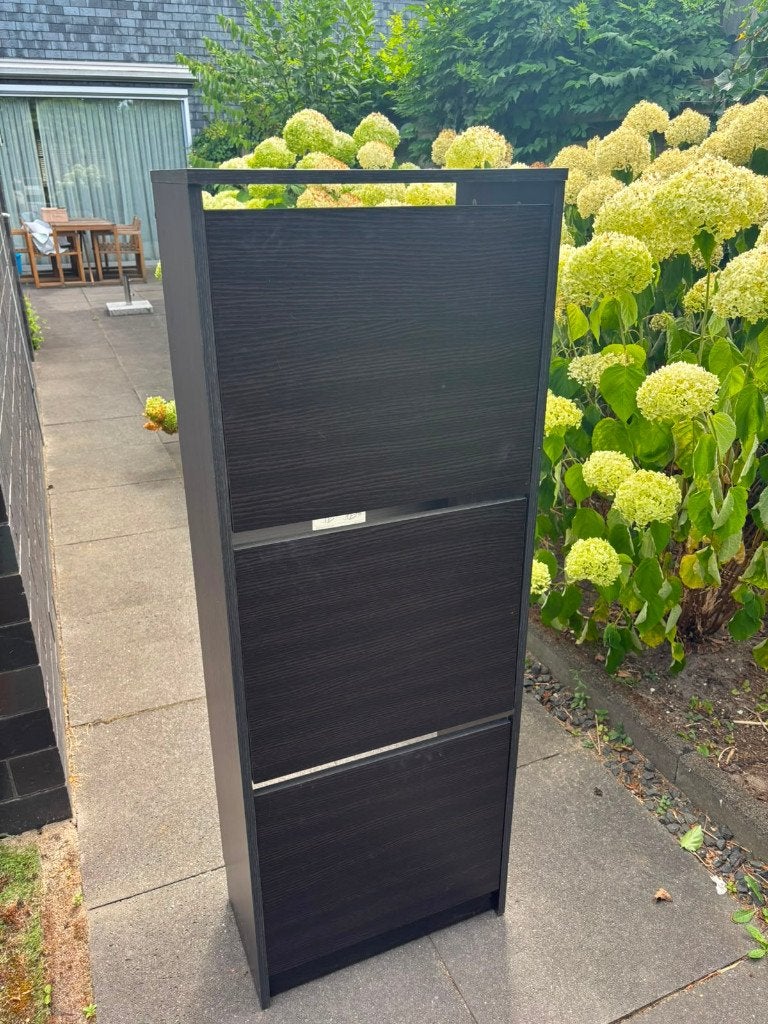 BISSA schoenenkast 3 vakken - zwartbruin - 49x28x135 cm, Huis en Inrichting, Ophalen, Gebruikt, Modern