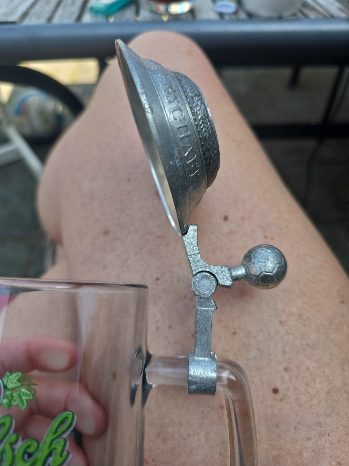 Originele Grolsch bierpul met tinnen deksel en voetbal, Verzamelen, Ophalen of Verzenden, Gebruikt