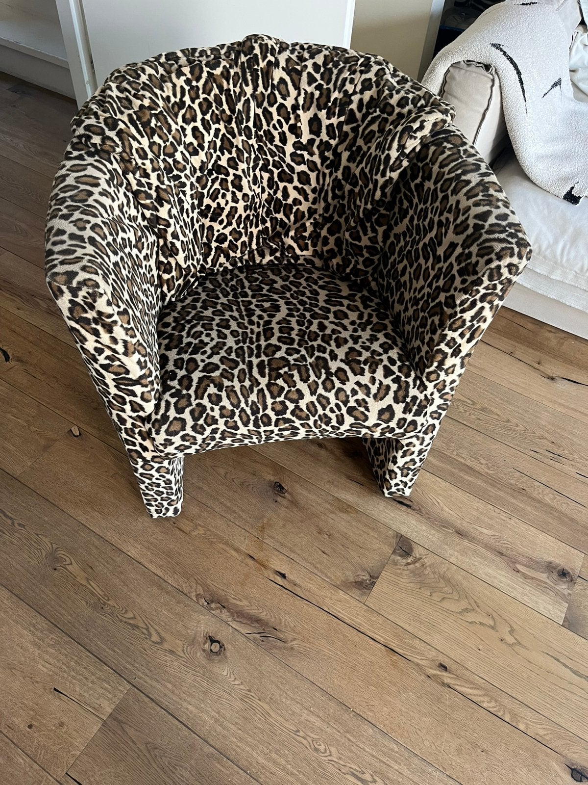 Luipaard stoel, Ophalen, Gebruikt, Stof, 50 tot 75 cm